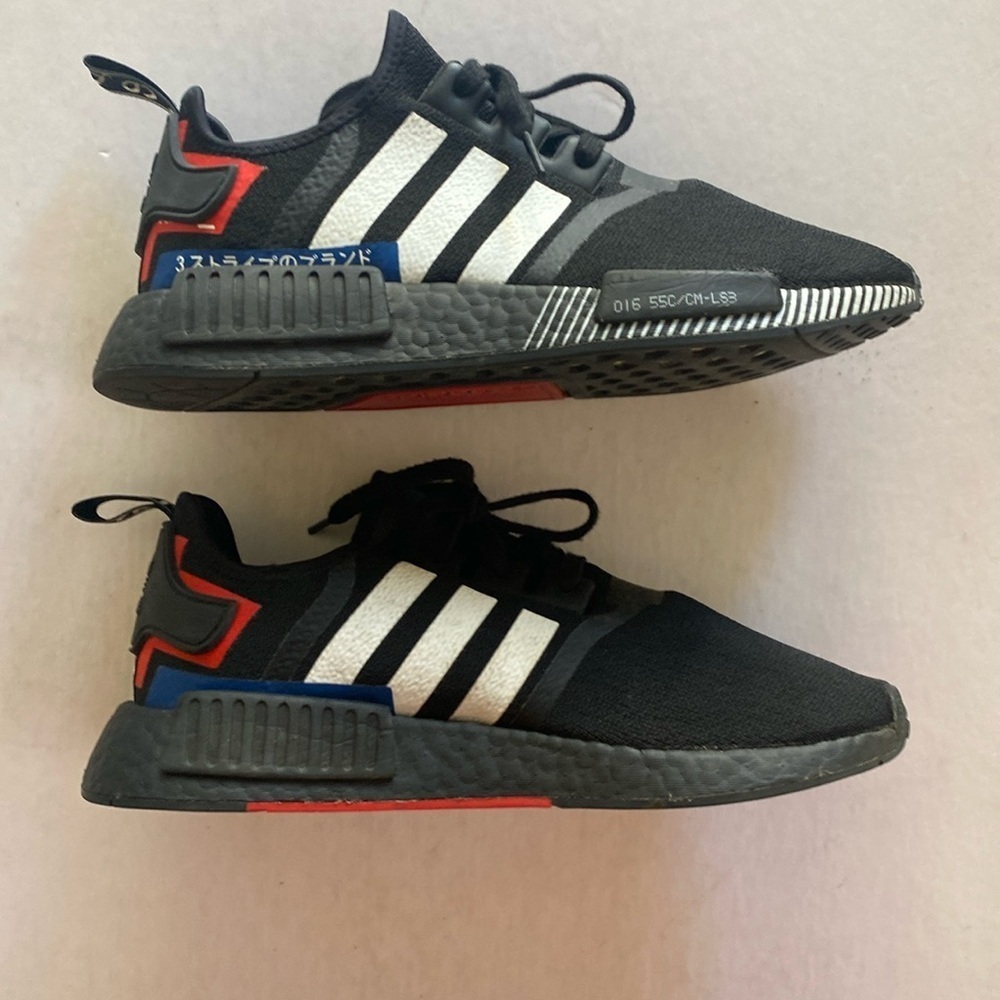 ADIDAS Men’s NMD Boost R1 Japan Black White Sneakers Size 8.5 US